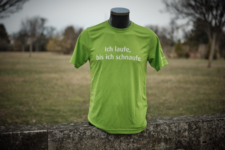 Laufshirt "Ich laufe bis ich schnaufe" grün