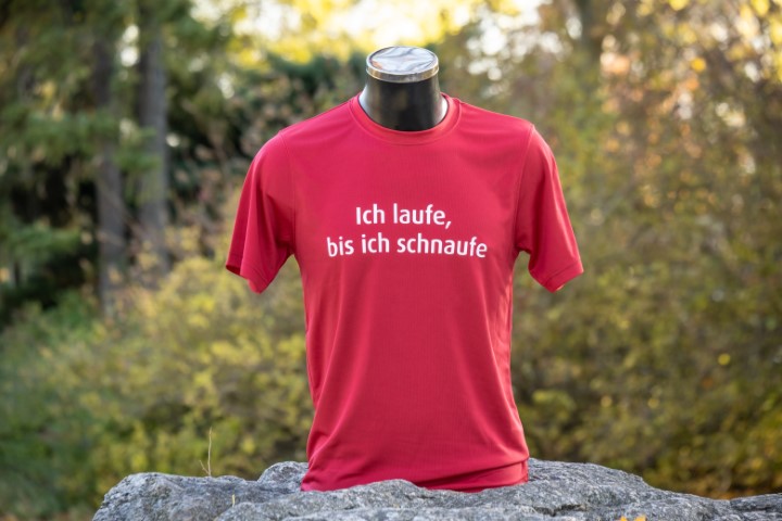 Laufshirt "Ich laufe bis ich schnaufe" rot